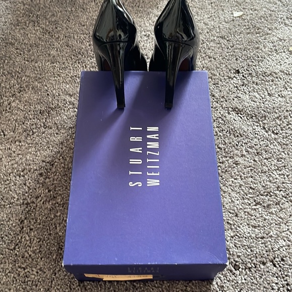 Stuart Weizmann peek a boo toe shoe size 8 - Picture 3 of 4